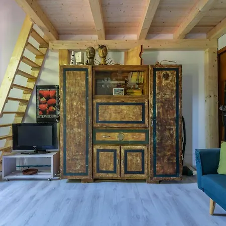 Apartment Lorena Cavo
